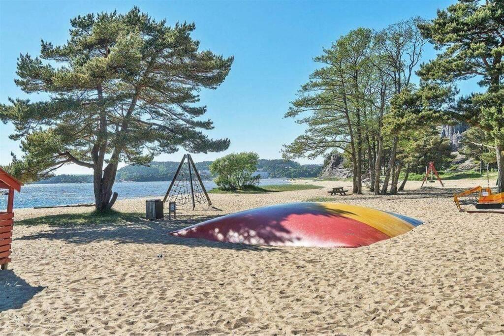 Nybygd Feriebolig Rett Ved Strand Til Leie! 크리스티안산 외부 사진